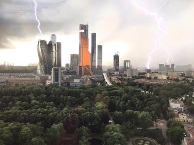 Гроза и град ожидаются в Москве 5 июля