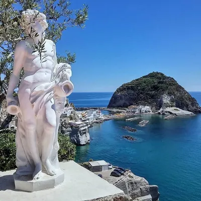 Искья, Италия | Курорты, море, пляжи, природа, города | Видео 4к | Остров  Искья что посмотреть - YouTube