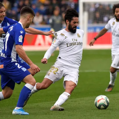 Isco Alarcon of Real Madrid in action during the La Liga match... | Isco  alarcon, Isco, Real madrid