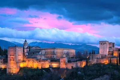 Torre Del Duque пляж-Марбель-Андалуси-Испани-Европа Редакционное Стоковое  Фото - изображение насчитывающей города, море: 87754818