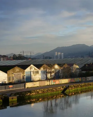 Панорамный Вид Города Бильбао Bizkaia Страна Басков Испания — стоковые  фотографии и другие картинки Бильбао - iStock