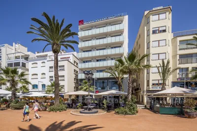 Ibis Barcelona Mataro 2* (Барселона, Испания), забронировать тур в отель –  цены 2023, отзывы, фото номеров, рейтинг отеля.
