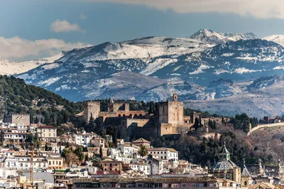 Удивительно красивые и странные места Испании | Невероятный мир | Дзен