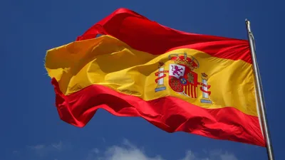 Испания начнет восстановление туризма в апреле
