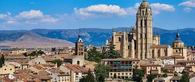 Granada Spain Travel Guide: 20 Best Things To Do