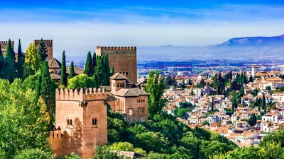 2 Days In Granada: A Guide To Spain's Most Fascinating City