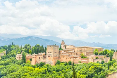 3 Days in Granada Itinerary (Updated 2024)