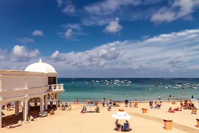 Отдых в Кадисе — как добраться и где жить, какие пляжи и цены