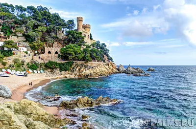 Каталония (Испания): курорты и достопримечательности, где находится и как  добраться, где гулять и как провести отдых — Яндекс Путешествия