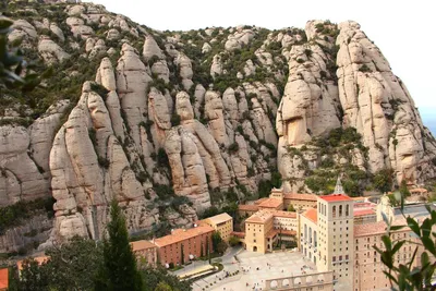 Стоит съездить: монастырь Монсеррат в Испании