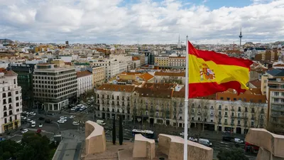 Новость: Испания 7 июня открыла границы для туристов из третьих стран: что  нужно для поездки | Новости туризма | Центр круизов