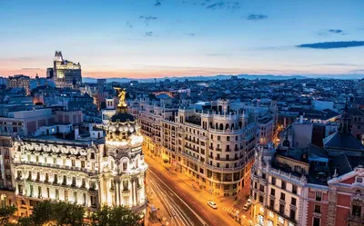 Мадрид Испания Городской Ландшафтбольшой Город — стоковые фотографии и  другие картинки Гран-Виа - Мадрид - Гран-Виа - Мадрид, Горизонтальный,  Городской ландшафт - большой город - iStock
