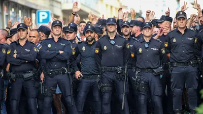 Испанская полиция фото