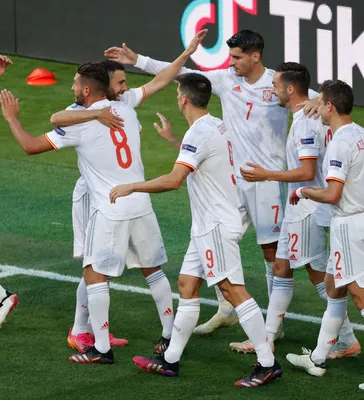 Испанские футболисты обыграли англичан в матче Лиги наций - АЗЕРТАДЖ