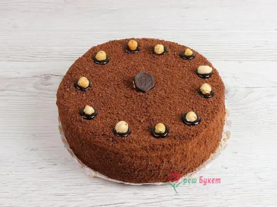 Кондитерский цех | Ингушетия on Instagram: \"«Испанский медовик»🔥🔥🔥Этот  необыкновенно вкусный, нежный и ароматный торт по праву считается одним из  самых популярных десертов. 👌#кондитерскийцехилиевпродукт\"