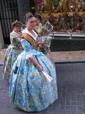 Национальный костюм в Аликанте