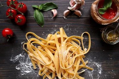 Настоящая итальянская паста: самые вкусные рецепты. | Бреддо Джангуидо -  купить с доставкой по выгодным ценам в интернет-магазине OZON (473573653)