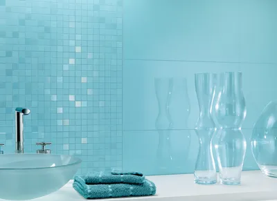 Синяя плитка для ванной