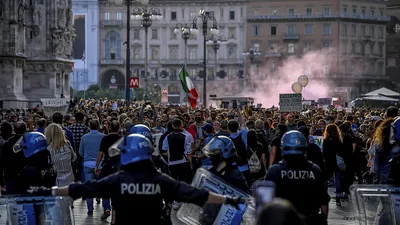 Итальянская полиция проводит аресты помогавших сбежать россиянину Уссу |  Аргументы и факты – aif.ru | Дзен
