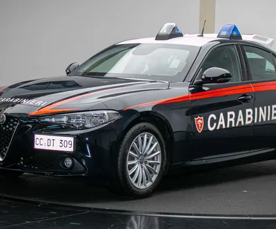Итальянская полиция вооружилась бронированными Alfa Romeo — Motor