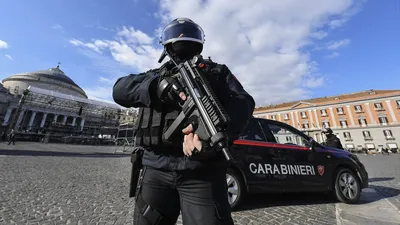 Итальянская полиция взяла штурмом бункер босса мафии - Delfi RU