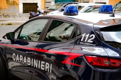 Итальянские карабинеры и полицейские: как избежать неприятностей в Италии |  39Rim.ru