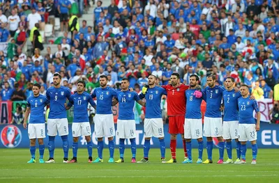 Есро-2020, почему футболисты сборной Италии так эмоционально поют гимн  перед матчами - Чемпионат