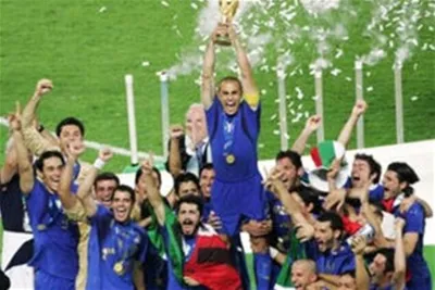 итальянская футбольная команда итальянского футбола (футбольный клуб)  Редакционное Фото - изображение насчитывающей игроки, реально: 227984221
