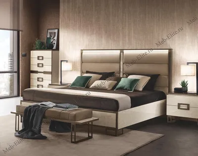 Двуспальная кровать с высоким, мягким изголовьем Chester Dudley,  Visionnaire - Мебель МР