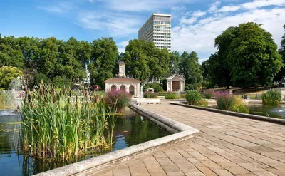 Итальянские сады на Гайд-парке в Лондоне Стоковое Изображение - изображение  насчитывающей пруд, достопримечательностью: 96037801