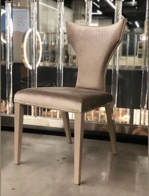 Итальянские стулья из массива дерева, 6 из 12 стульев с бриллиантами: 360 $  - Мебель для гостиной Черноморск на Olx