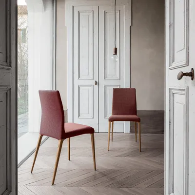 Каталог итальянских стильных дизайнерских стульев Tonin Casa