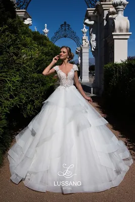 Свадебные платья 2015. Модные тенденции - | Итальянские свадебные платья,  Стили свадебных платьев, Свадебные платья