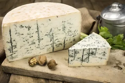 Виды итальянских сыров от А до Ф