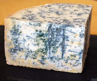 Сыр Итальянские Сыры Пьемонт с пажитником полутвёрдый, 45%, 1 кг — купить в  интернет-магазине по низкой цене на Яндекс Маркете