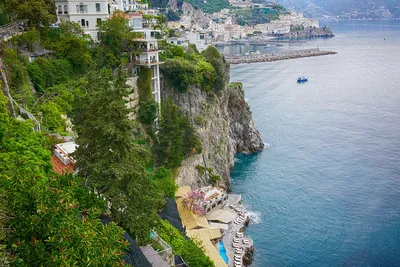 Прекрасный вид на город атрани амальфитанское побережье Италии на  знаменитой кампании Стоковое Фото - изображение насчитывающей панорамно,  панорама: 190982606