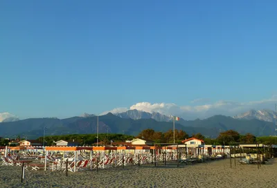 Car Rentals in Forte dei Marmi - Search for Rental Cars on KAYAK