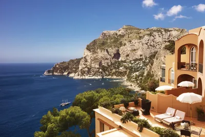 Очаровательная вилла с панорамным бассейном в центре легендарного острова  Капри, Италия | Вилла на продажу Capri | Sotheby's Realty Italy
