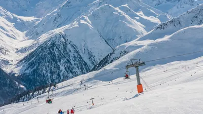 A Full Guide to Skiing in Livigno, Italy - Jack Roaming