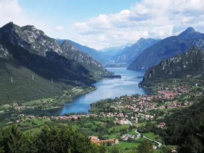 Ломбардия - расположена в северной Италии между Альпами и долиной реки По,  полезная информация от агентства недвижимости и услуг Italia Facile