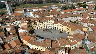 Beautiful Italy - Lucca, Italy, Tuscany! 😍 9 Most... | Facebook