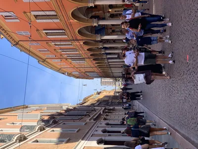 File:Streets in Modena, Italy, 2019, 24.jpg - Wikimedia Commons