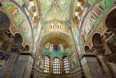 Street of ravenna italy hi-res stock photography and images - Alamy