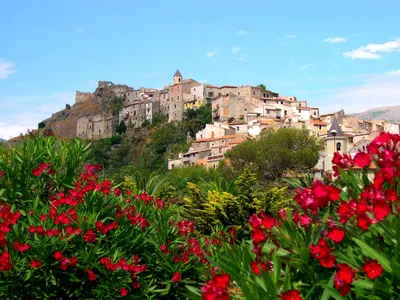 Visiting the beautiful Italian seaside city of Scalea in Calabria - YouTube