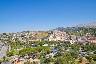 Scalea Old Town. Calabria, Italy. Скалея, Старый город. Ка… | Flickr