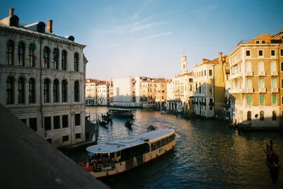 Старые здания Венеция, Италия Объекты в воде после потока Туризм концепции  Стоковое Фото - изображение насчитывающей сценарно, город: 150158142