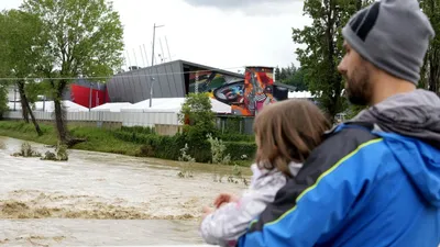 Видео: Италия пострадала от сильного шторма — новости мира / NV