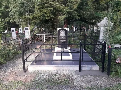 Изготовление памятников и надгробий в Красноярске: 114 граверов со средним  рейтингом 4.9 с отзывами и ценами на Яндекс Услугах