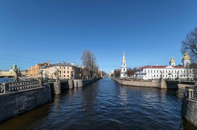 Прогулки и экскурсии по рекам и каналам Санкт-Петербурга.