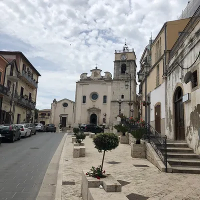 Candela: The Italian town paying people to move there | CNN